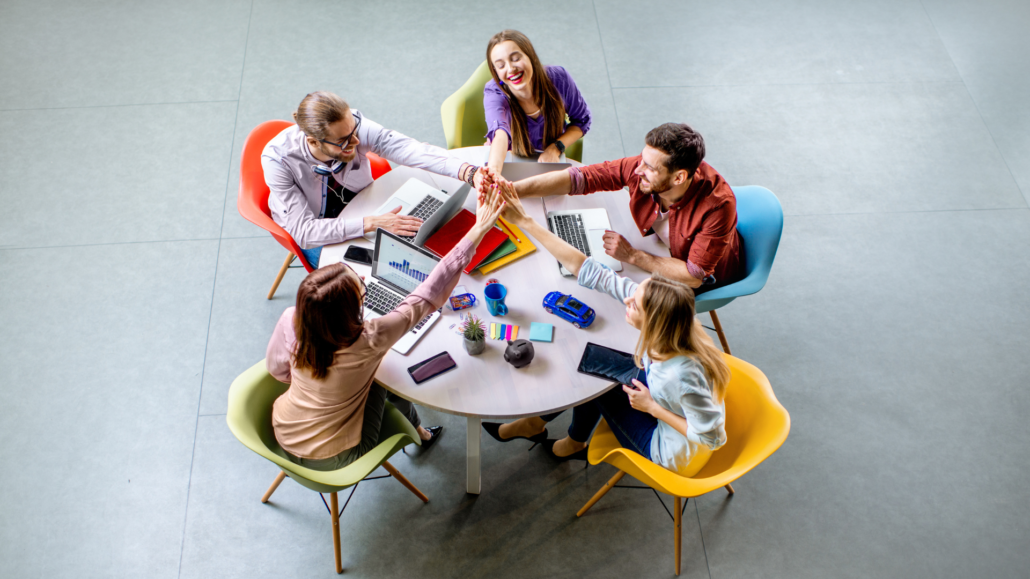 Tables Rondes : Favoriser l'Échange et l'Innovation en Entreprise ...